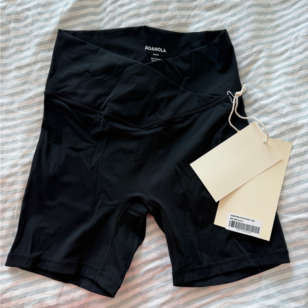 Adanola Women's Black Bike Shorts